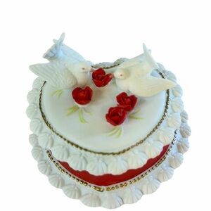 Lefton Heart-Shaped Porcelain Box